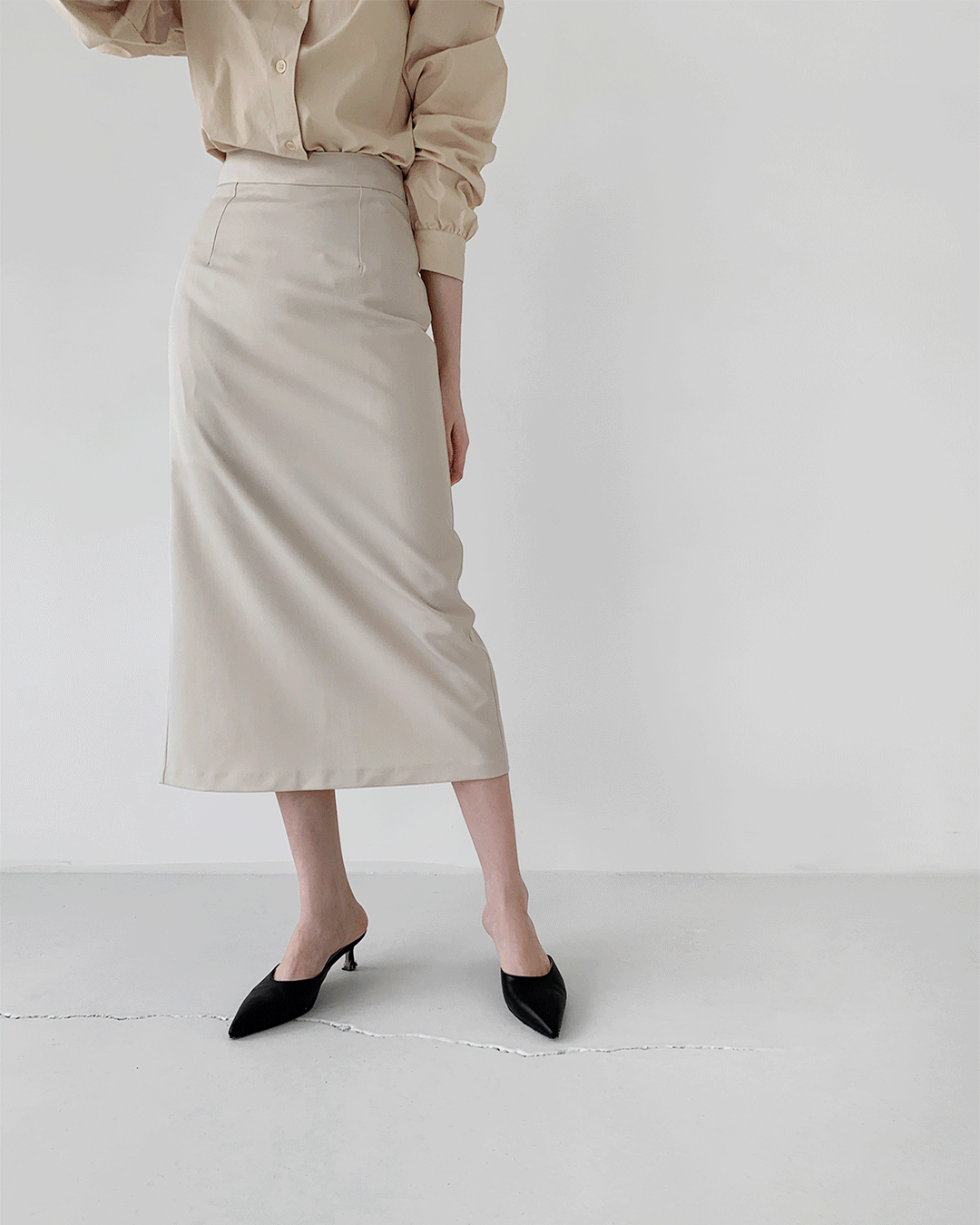 Slim skirt