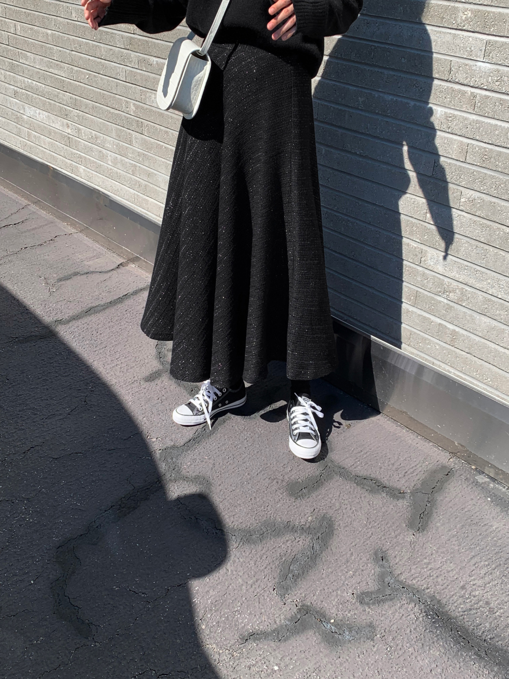 치마 모델 착용 이미지-S2L69