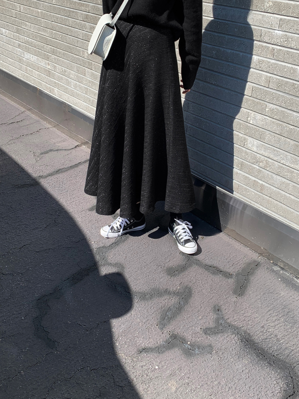 치마 모델 착용 이미지-S2L71